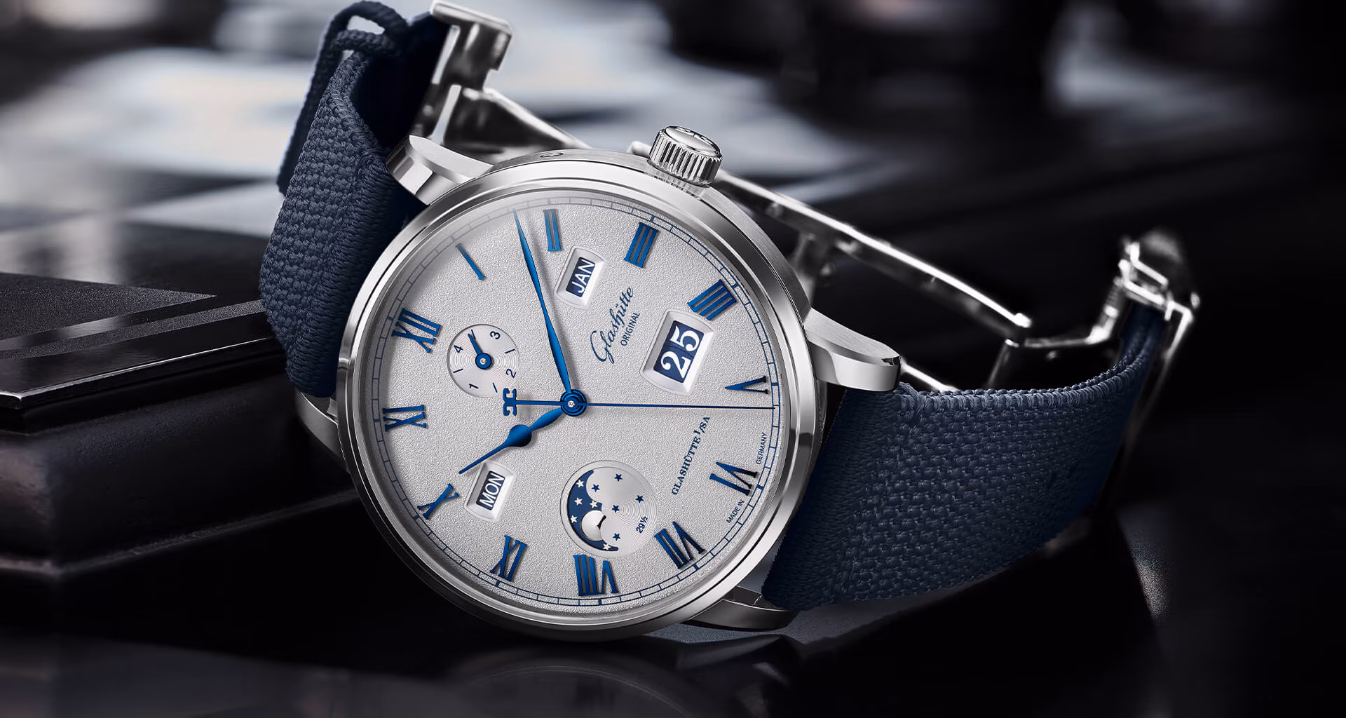 Glashütte Original Senator Excellence Perpetual Calendar (1-36-12-03-02-71)